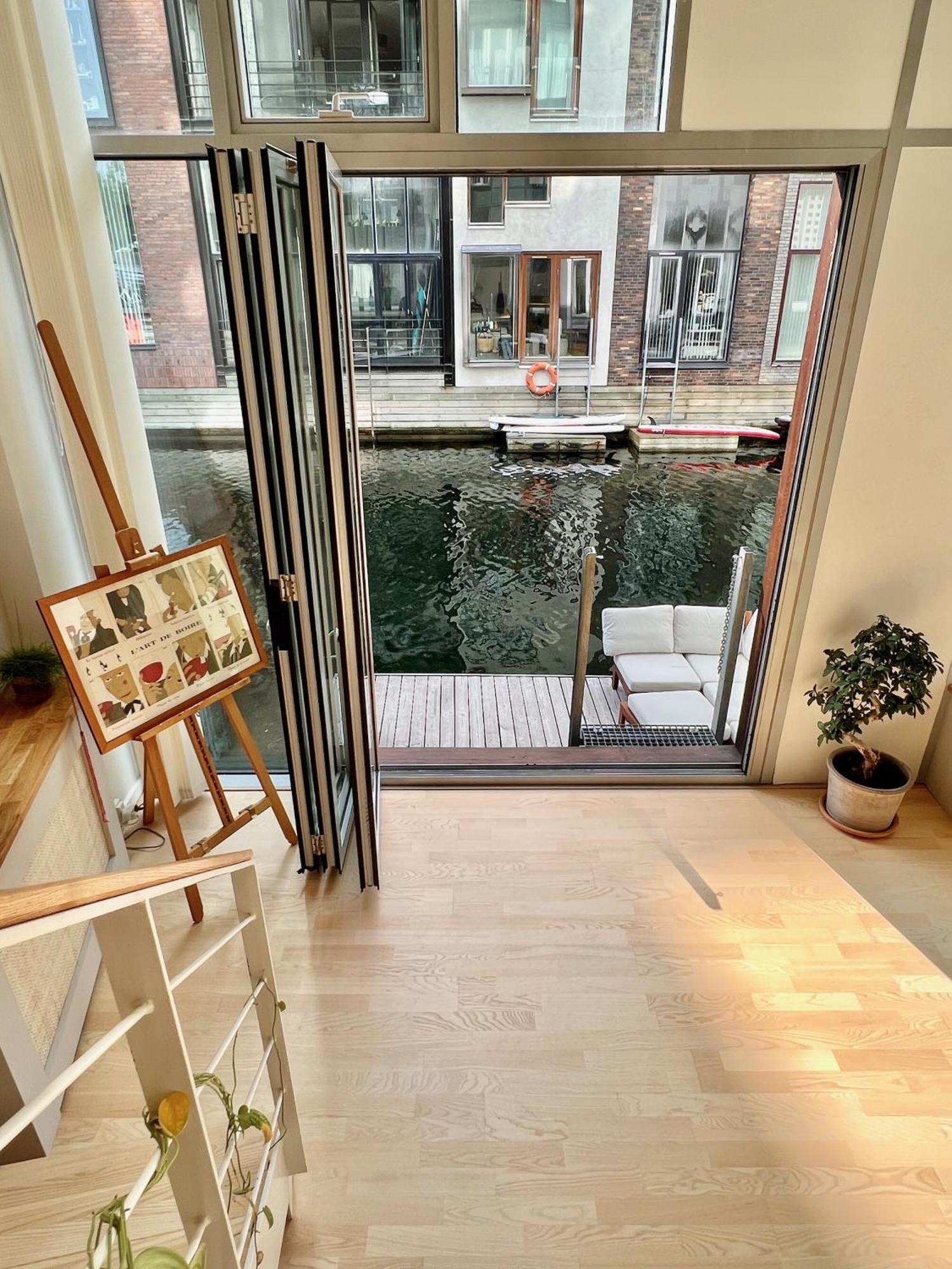 Exclusive Canalhouse First Row To The Water * Copenhagen